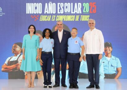Abinader anuncia entrega total de kits escolares a estudiantes del sistema público