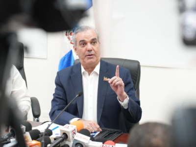 Presidente Luis Abinader promulga nuevo Código Penal: incluye 70 nuevos delitos y penas de hasta 60 años de prisión