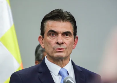 Rodrigo Paz promete “ordenar la casa” y descarta acudir al FMI si gana la Presidencia de Bolivia