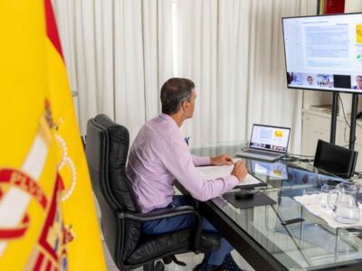 Pedro Sánchez visita zonas afectadas por incendios en Ourense y León y preside reunión del CECOD