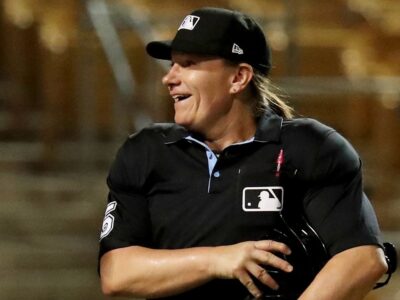 Jen Pawol hará historia como primera mujer en arbitrar un juego de temporada regular en las Grandes Ligas
