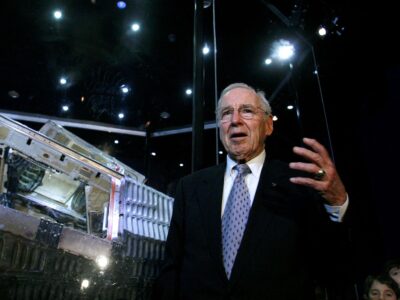 Fallece a los 97 años Jim Lovell, legendario comandante del Apolo 13