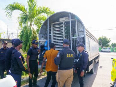 Migración realiza masivos operativos y deporta a más de 2,100 extranjeros