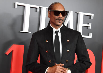 Snoop Dogg admite que tiene miedo de llevar a sus nietos al cine tras escena LGBTQ+ en «Lightyear»