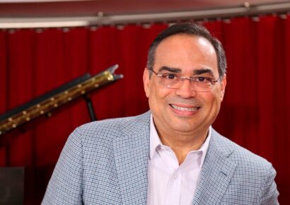 Gilberto Santa Rosa cumple 63 años y sigue reinando como “El Caballero de la Salsa”