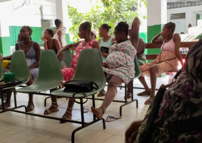 Partos de haitianas caen más de 70 % tras redadas en hospitales públicos