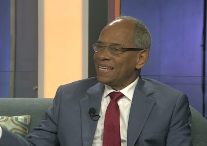 Onéximo González se retracta y pide disculpas a regidores del DN; Concejo decidirá si archiva resolución de “persona no grata”