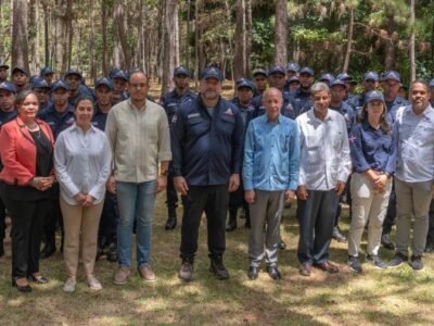 Ministerio de Medio Ambiente y CCN fortalecen la conservación del Pico Duarte