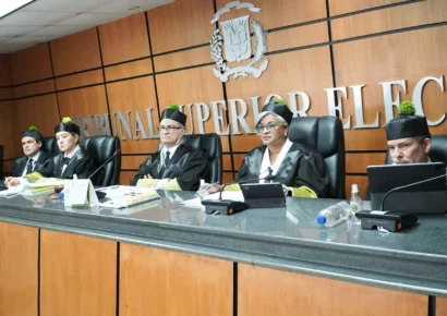 TSE aplaza audiencias de recursos contra resoluciones de la JCE y acción de amparo contra PJS