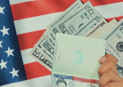 EE.UU. aplicará nueva fianza migratoria de US$15,000, pero no afectará a dominicanos