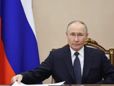 Putin se reúne con la cúpula rusa para informar sobre los resultados de la cumbre en Alaska