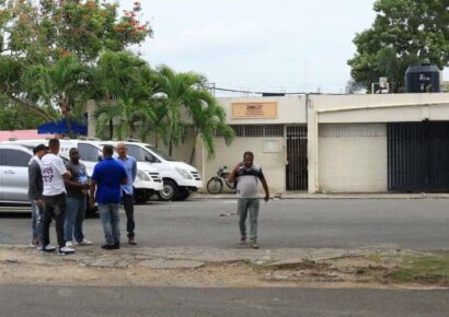 Parientes revelan que prestamista fallecido en Villa Mella estaba bajo efectos del alcohol y “harto” de la Policía