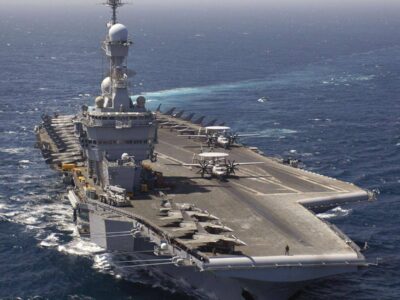 EE. UU. acusa a Venezuela de maniobra “provocativa” contra buque militar en el Caribe