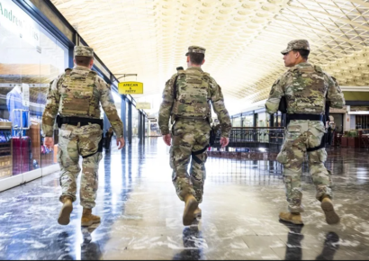 Trump advierte despliegue de tropas federales en Chicago y otras ciudades demócratas