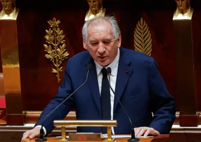La caída del primer ministro François Bayrou sume a Francia en el caos político