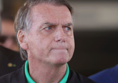 Bolsonaro sufre nueva crisis de salud bajo arresto domiciliario