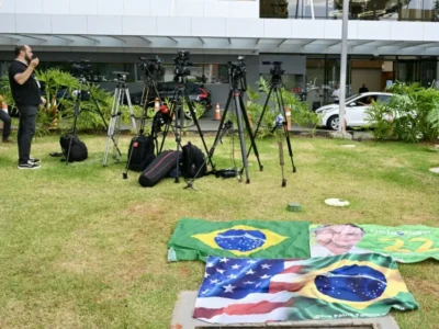 Bolsonaro es hospitalizado por problemas renales y anemia