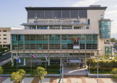 Ministerio Público logra retorno de niña secuestrada en México y llevada a RD con su madre en Colombia