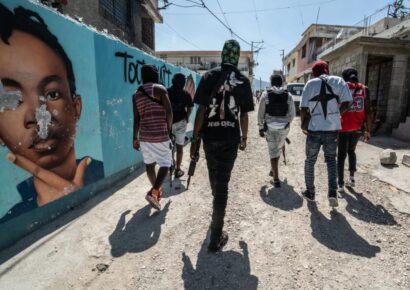 La violencia en Haití atrapa a comunidades entre pandillas y grupos de autodefensa