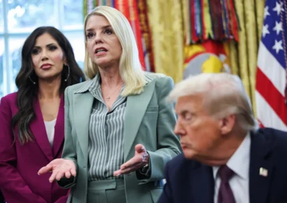 Departamento de Justicia de EE.UU. demanda a seis estados demócratas por listas electorales