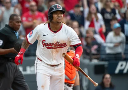 José Ramírez se acerca al 30-30 y lidera barrida de Cleveland sobre Detroit