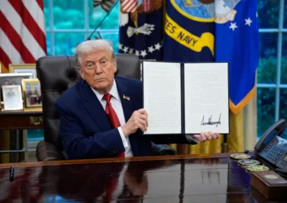 Trump firma orden ejecutiva que garantiza operación segura de TikTok en EE.UU.