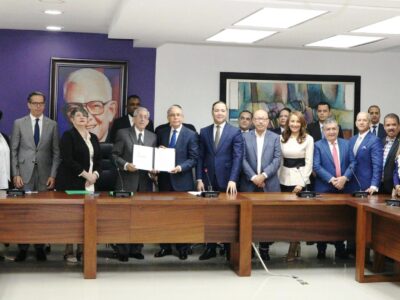 Danilo Medina destaca el acuerdo como un logro para la democracia y llama a aprovechar sus beneficios