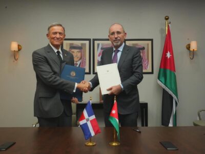 RD y Jordania firman acuerdo para suprimir visados en pasaportes oficiales