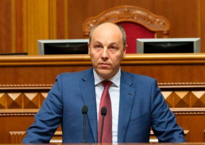 Ucrania vincula a Rusia con el asesinato del expresidente del Parlamento Andrii Parubii