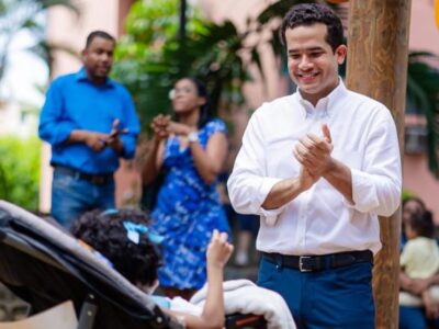 Senador Omar Fernández entrega parque inclusivo para niños con discapacidad en el Distrito Nacional