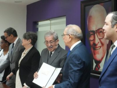 Rafael Toribio, presidente del CES, aclara que regularización de haitianos no está incluida en el informe final