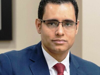 Gobierno sustituye políticas públicas por clientelismo