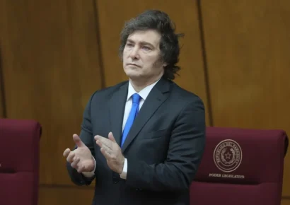 Milei elogia el crecimiento de Paraguay mientras critica la economía argentina