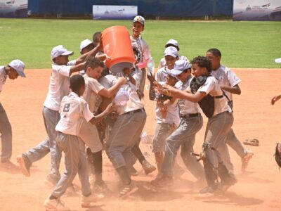 INEFI corona a Moca en el II Torneo Nacional de Béisbol Escolar 2025