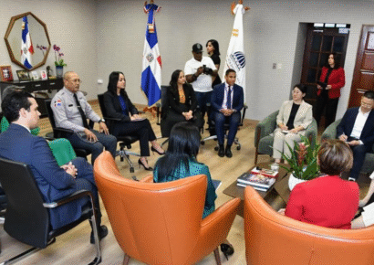 China respalda proyecto de movilidad y patrullaje policial en RD