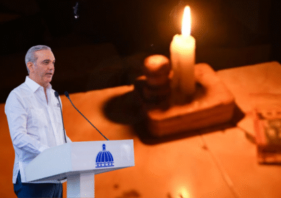 Abinader: “El Gobierno también sufre los apagones” y anuncia medidas para estabilizar el sistema eléctrico