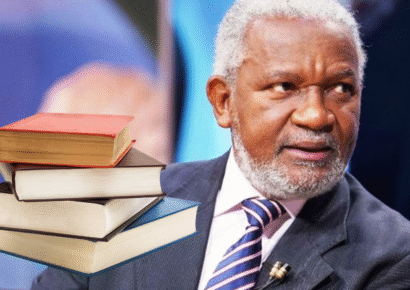 Exministro advierte que libros escolares están vencidos y carecen de validez legal