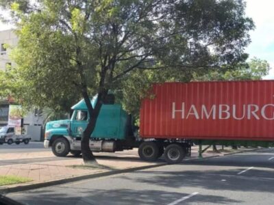 Digesett multa a 12 patanistas con sanciones de RD$100 mil por dejar remolques en vías y causar accidentes