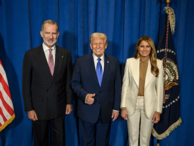 La Casa Blanca comparte imagen del saludo entre el rey Felipe VI y Donald Trump en Nueva York