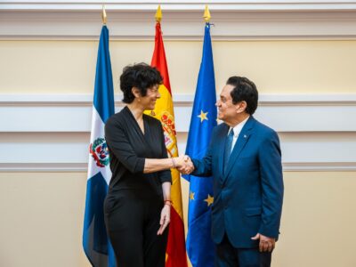 Embajador dominicano y ministra española acuerdan cooperación bilateral en migración laboral e inclusión social