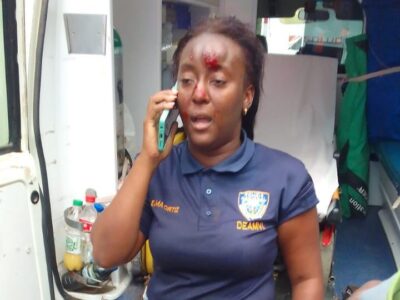 Cabo de la PN resulta herida tras lanzarse de vehículo en marcha en la autopista Juan Pablo II