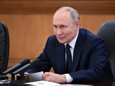 Putin desafía a Zelenski: “Si quiere reunirse conmigo, que venga a Moscú”