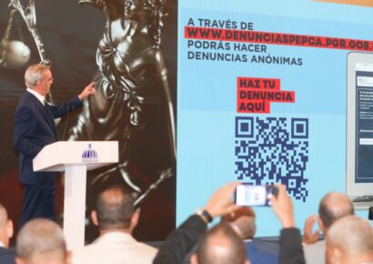 Abinader lanza Estrategia Nacional de Integridad Pública y portal de denuncias contra la corrupción