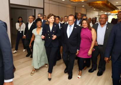 Raquel Peña reafirma compromiso del Gobierno con la dignidad laboral en aniversario de la CASC