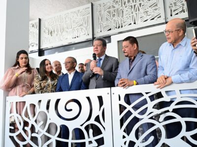 Leonel asegura desde Nueva York que el PRM ha colapsado los servicios públicos: “los hospitales están más enfermos que los pacientes”