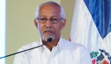 Ángel Hernández admite uso de fondos de su fundación para inversiones irregulares