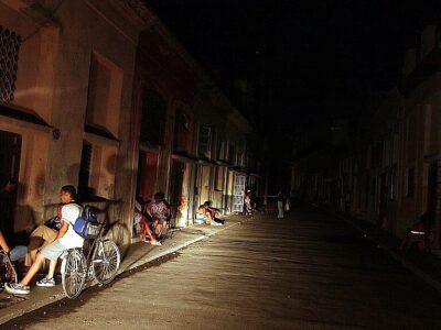 Apagones simultáneos afectarán a la mitad de Cuba este domingo por crisis energética