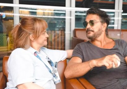 Ricardo Arjona sorprendido por dominicana en el estadio de los Mets