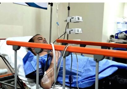 Cantante Alex Bueno fue ingresado de emergencia en un centro de salud tras sufrir un episodio de hipoglucemia