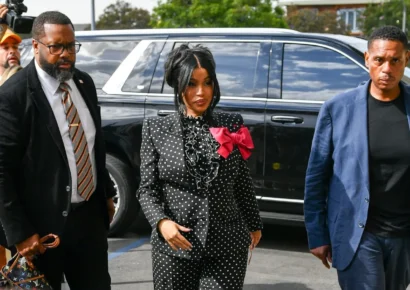 Juez de California desestima demanda millonaria contra Cardi B